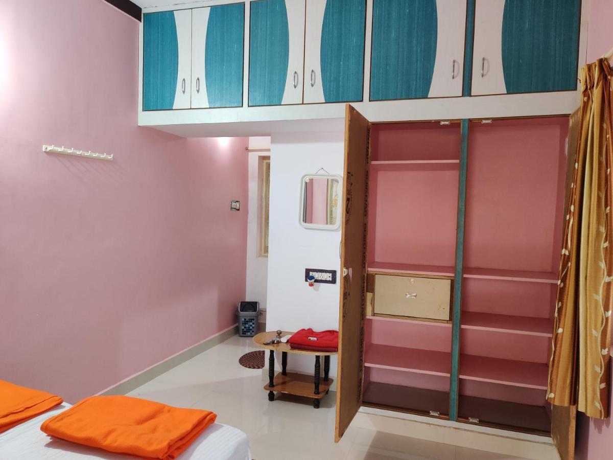 האמפי Vinod Home Villa מראה חיצוני תמונה